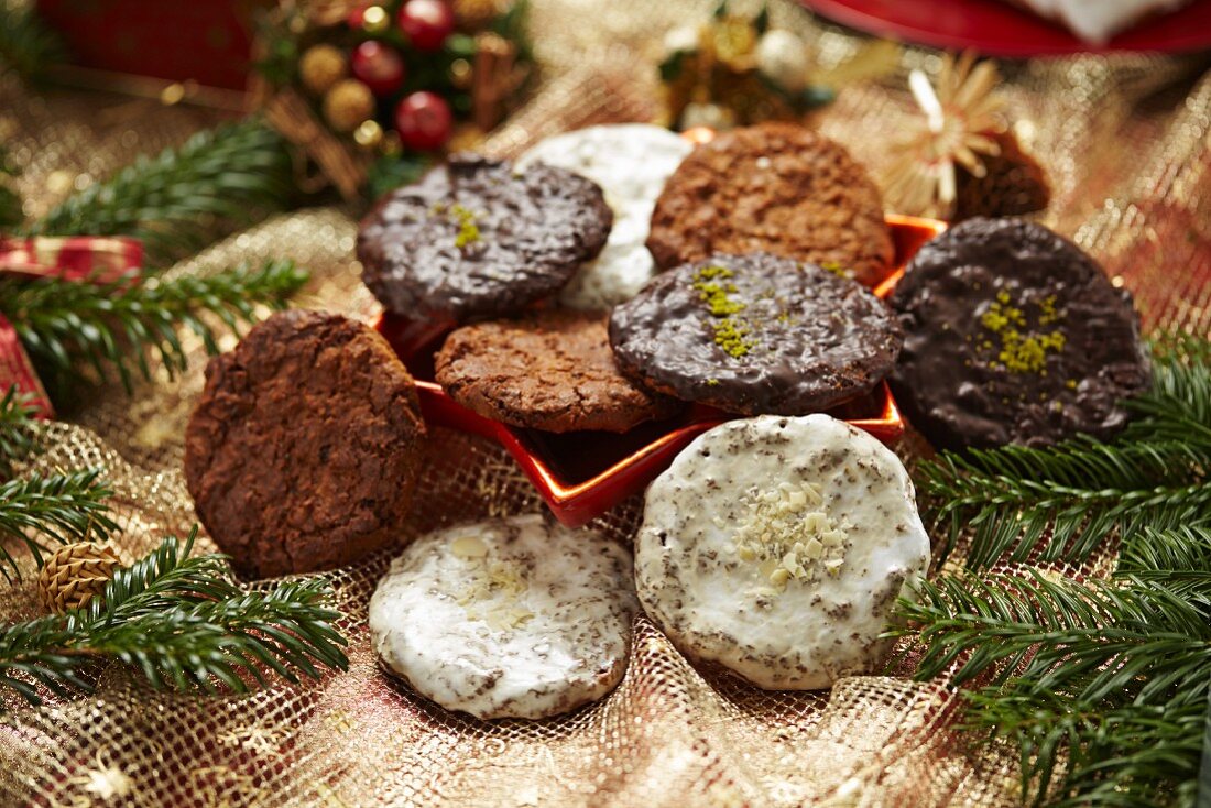 Elisenlebkuchen (spiced soft gingerbread from Germany) with different glazes