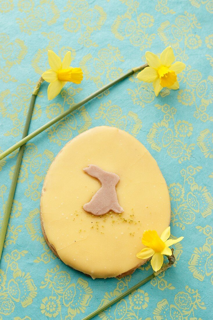 A shortcrust Easter biscuit