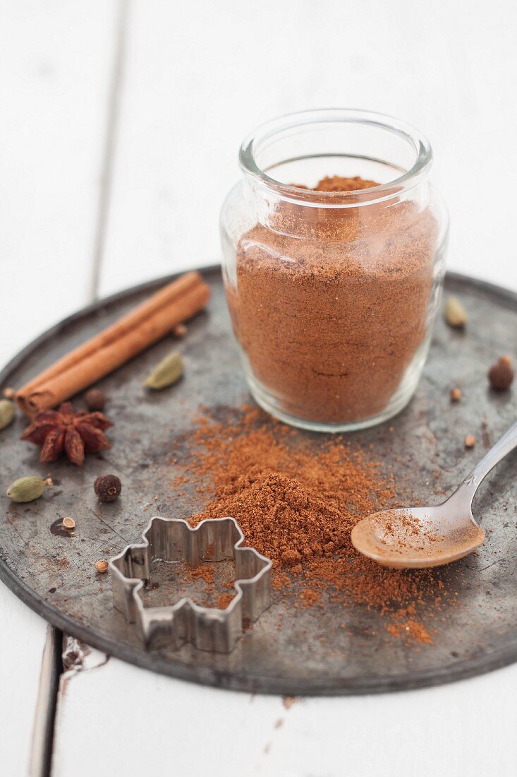 A jar of homemade gingerbread spice mix