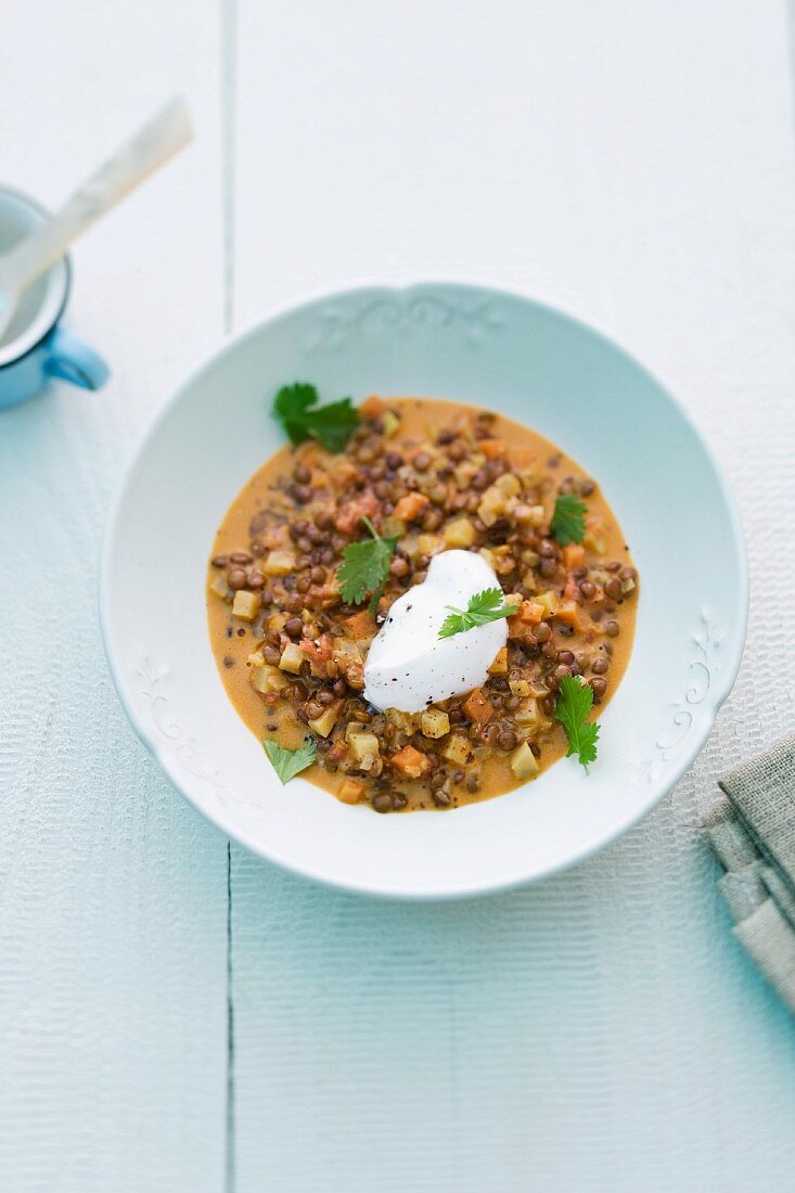 Lentil curry with coriander