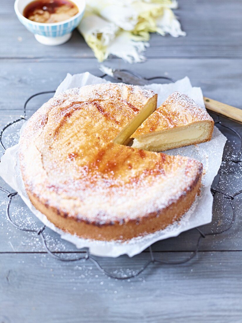 Gedeckter Käsekuchen