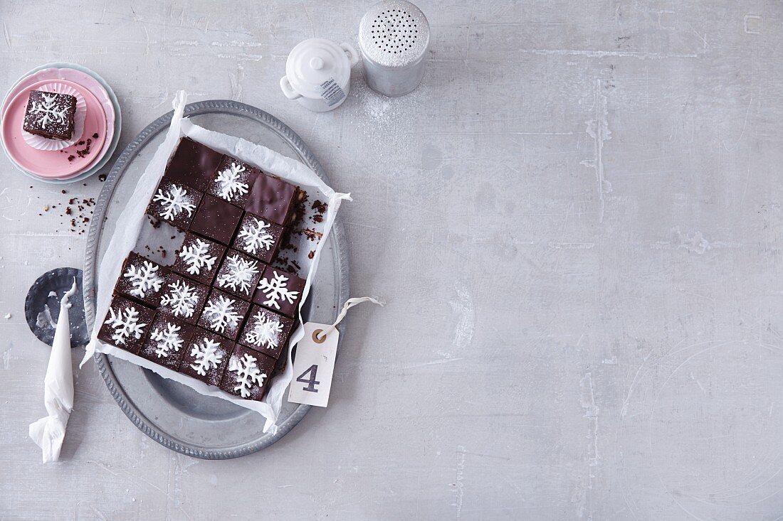 Brownies decorated with snowflakes (Christmas)