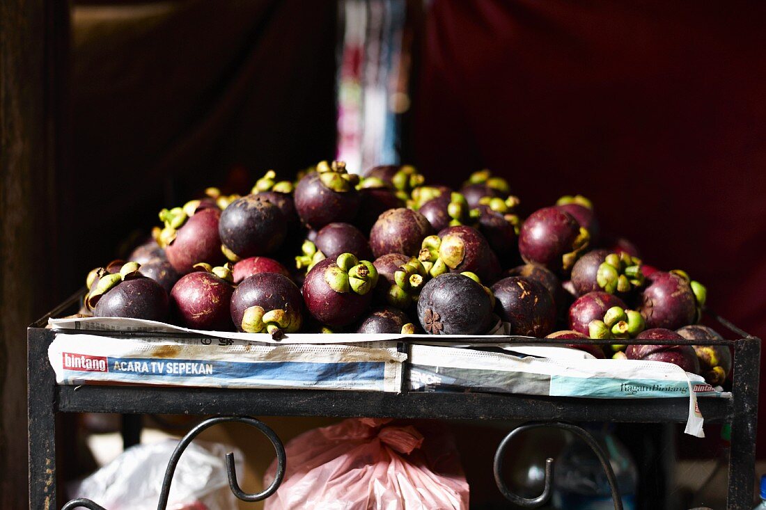Mangostanen aus Bali auf dem Markt