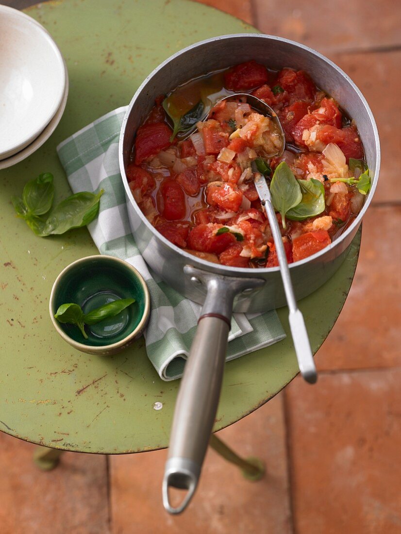 Pappa al pomodoro (tomato and bread soup, Italy)