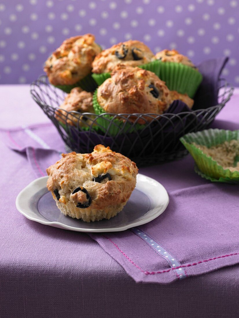 Pikante Feta-Oliven-Muffins