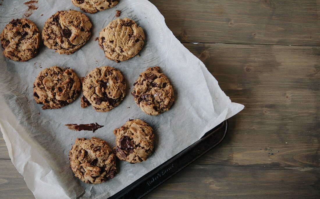 Chocolate chunk cookies on a baking tray