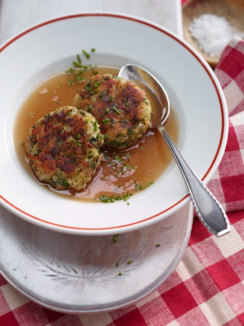 Kaspressknödel (cheesy bread dumplings with herbs) from Salzburg