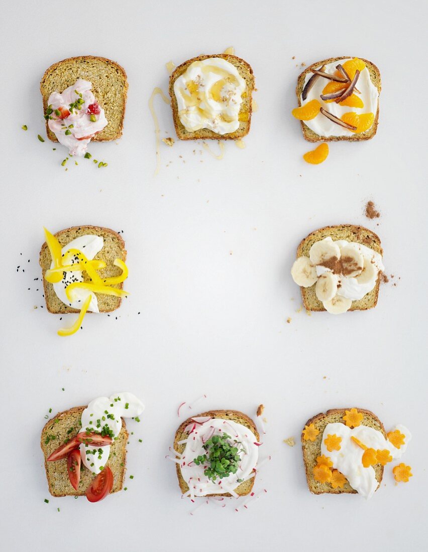 Acht Brot-Toppings aus Quark, Frischkäse, Obst & Gemüse