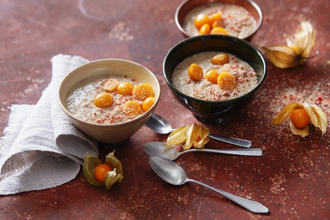 Vegan mesquite pudding with physalis