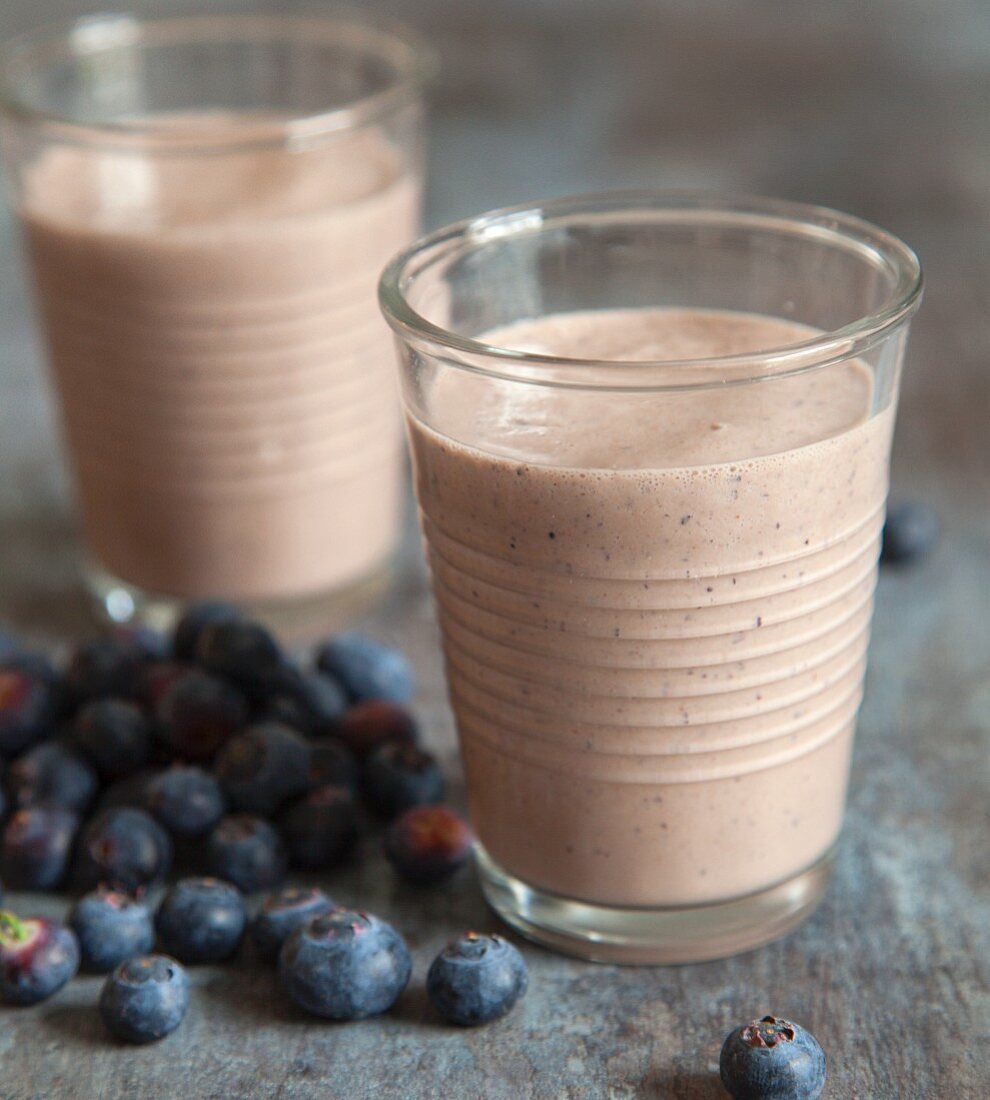 Vegan blueberry shakes with millet and sea buckthorn