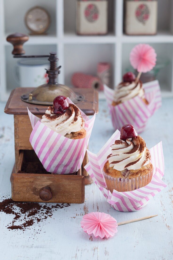 Cherry cupcakes à la tiramisu