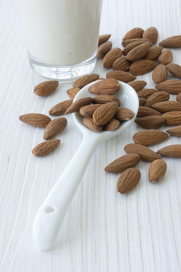 Almonds and almond milk