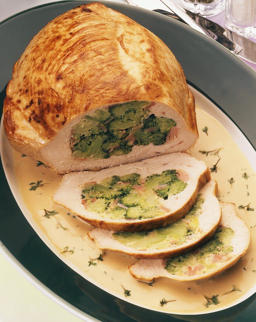 Turkey breast stuffed with broccoli and ham