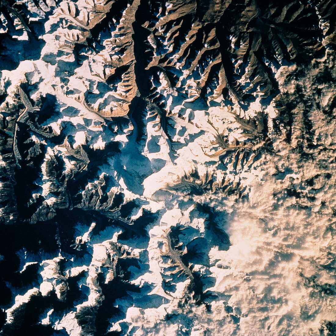 Mount Everest seen from space,STS-58