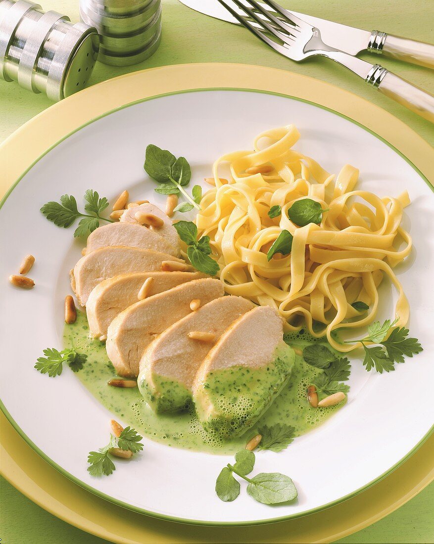 Turkey breast with watercress sauce & ribbon noodles