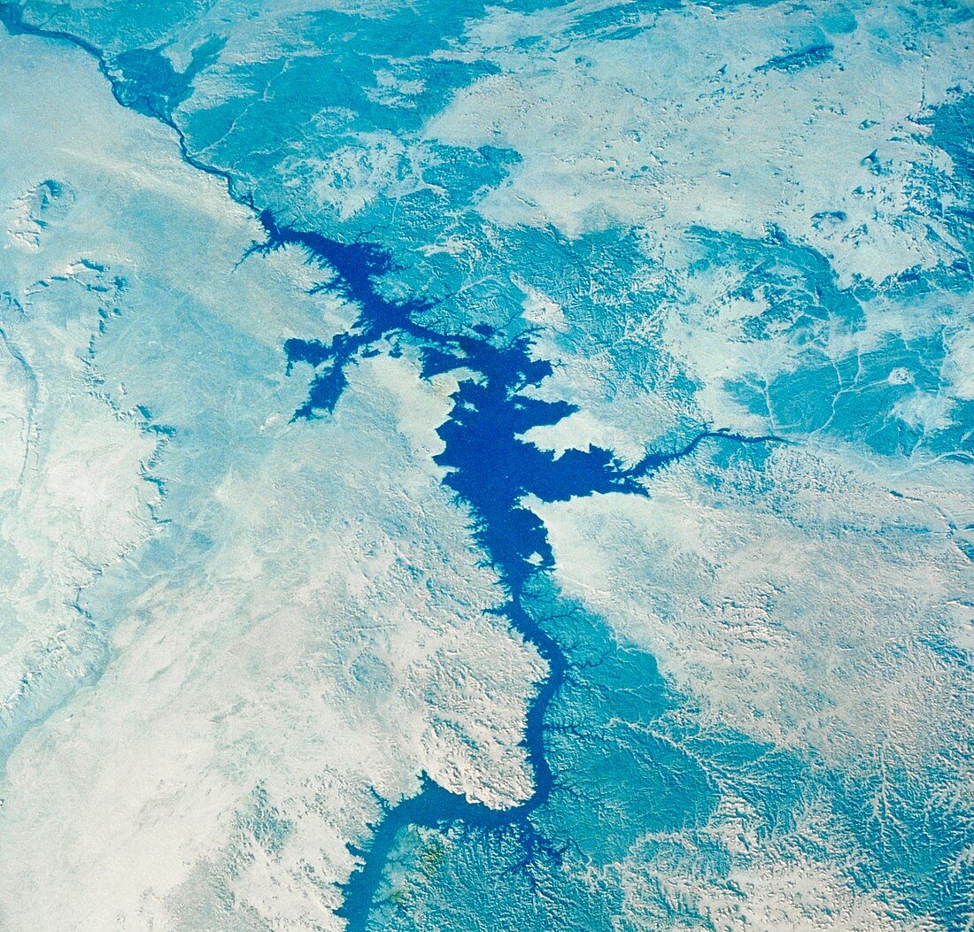 Lake Nasser and Aswan Dam from Shuttle STS-34
