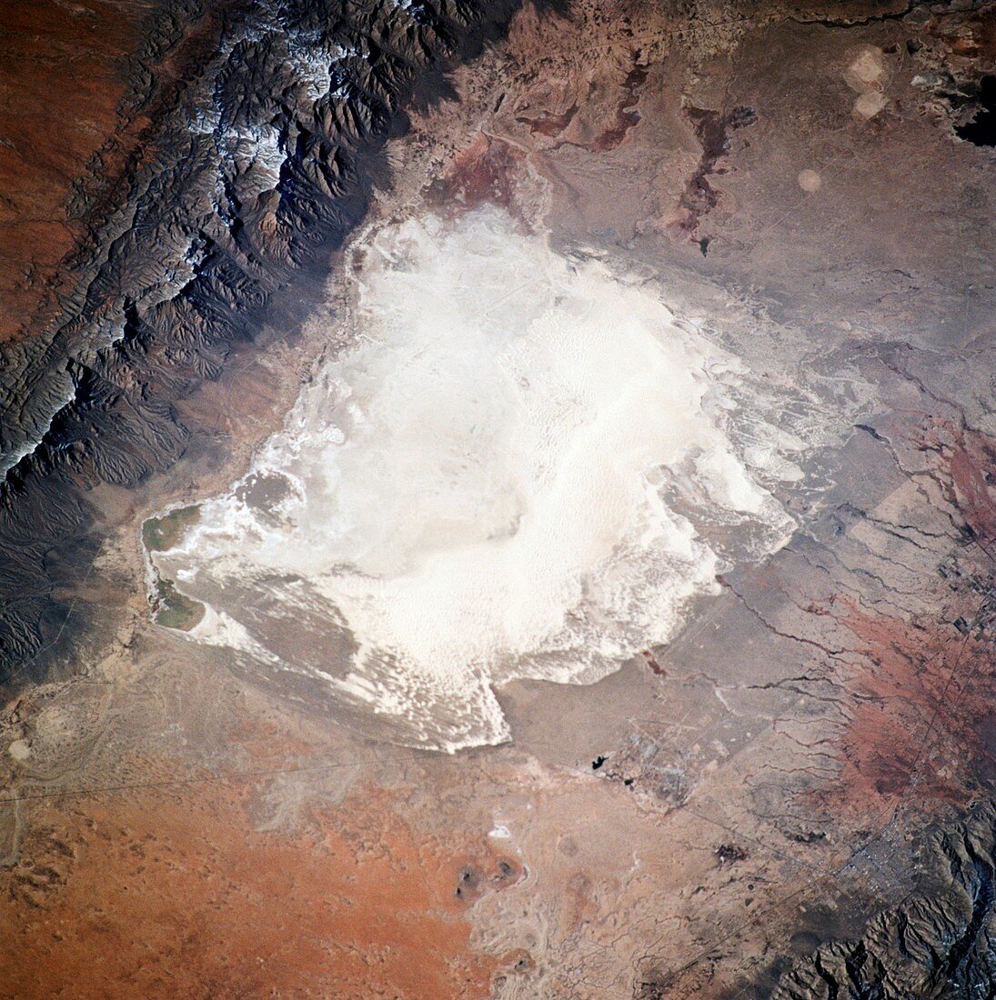 Desert sand dunes