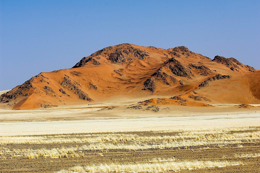 Dunes surrounding the Sossusvlei clay pan