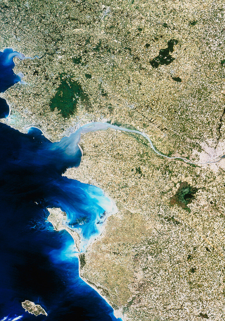True-colour satellite image of Nantes,France