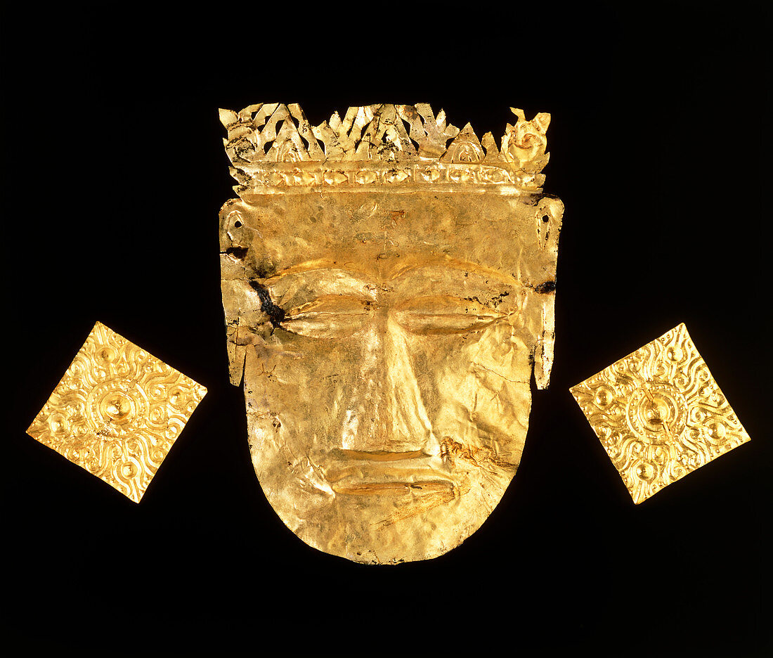 Death mask and earrings from the Butuanon culture