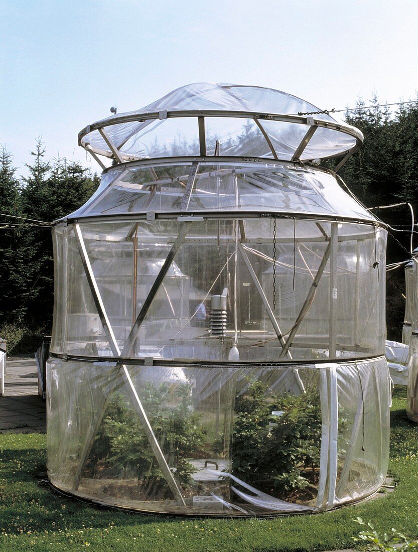 Pollution research dome