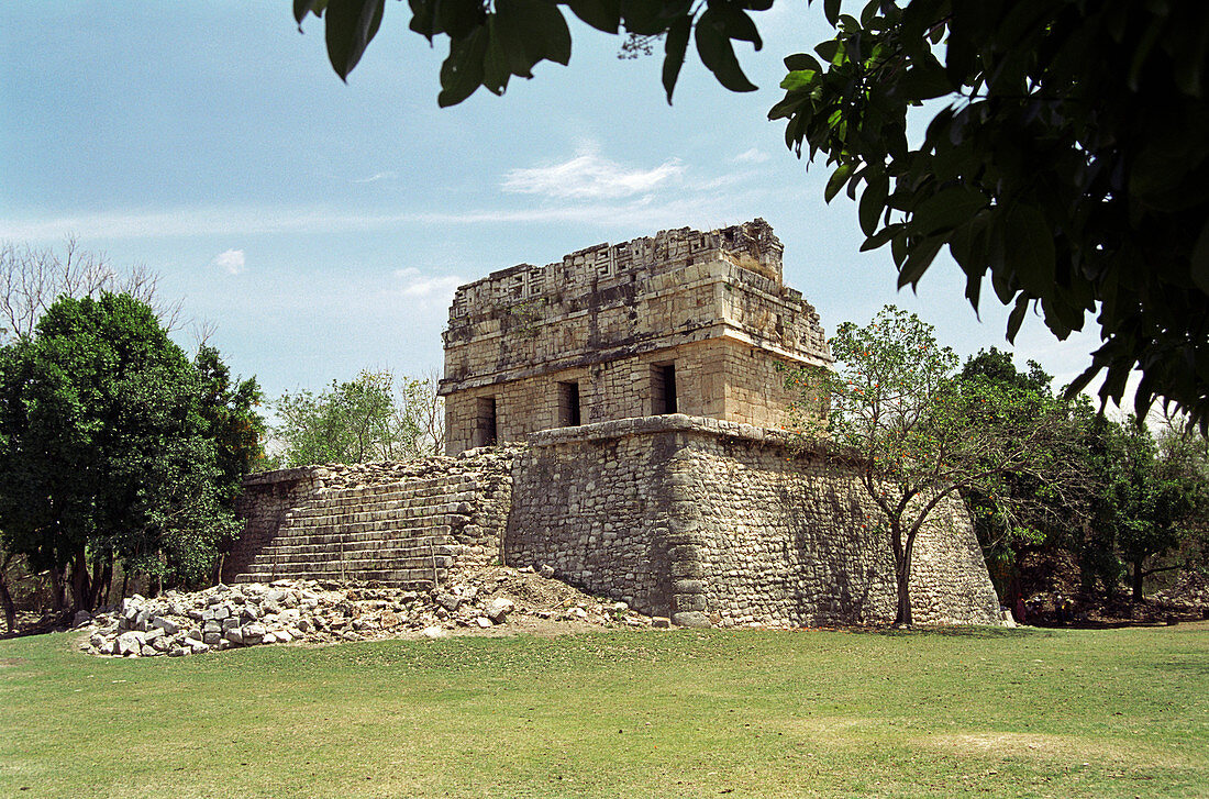 Mayan ruin