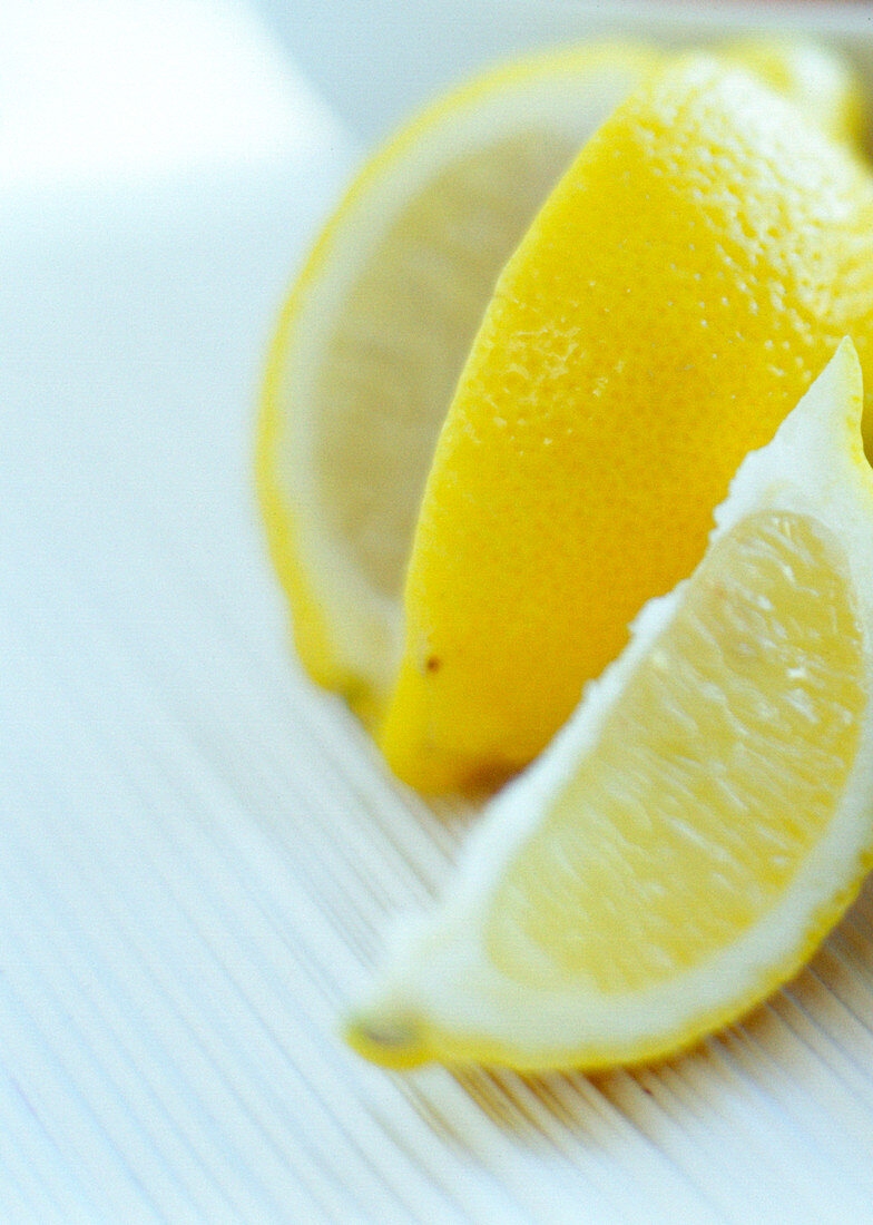 Lemon slices