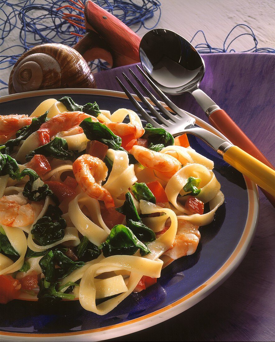 Fettuchini with Shrimp and Spinach