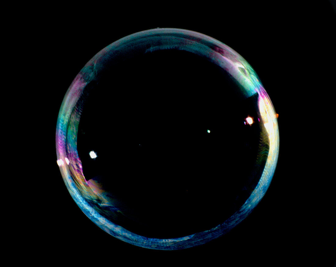 Soap bubble with a pattern of colours