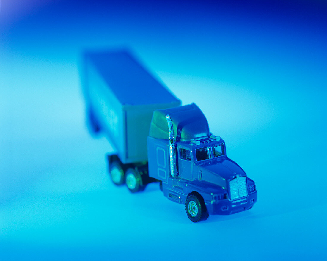 Toy lorry
