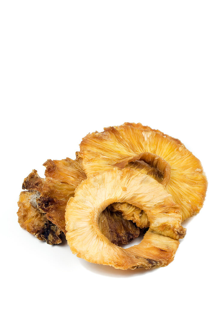 Dried pineapple rings