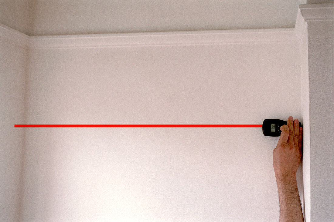 Ultrasonic tape measure