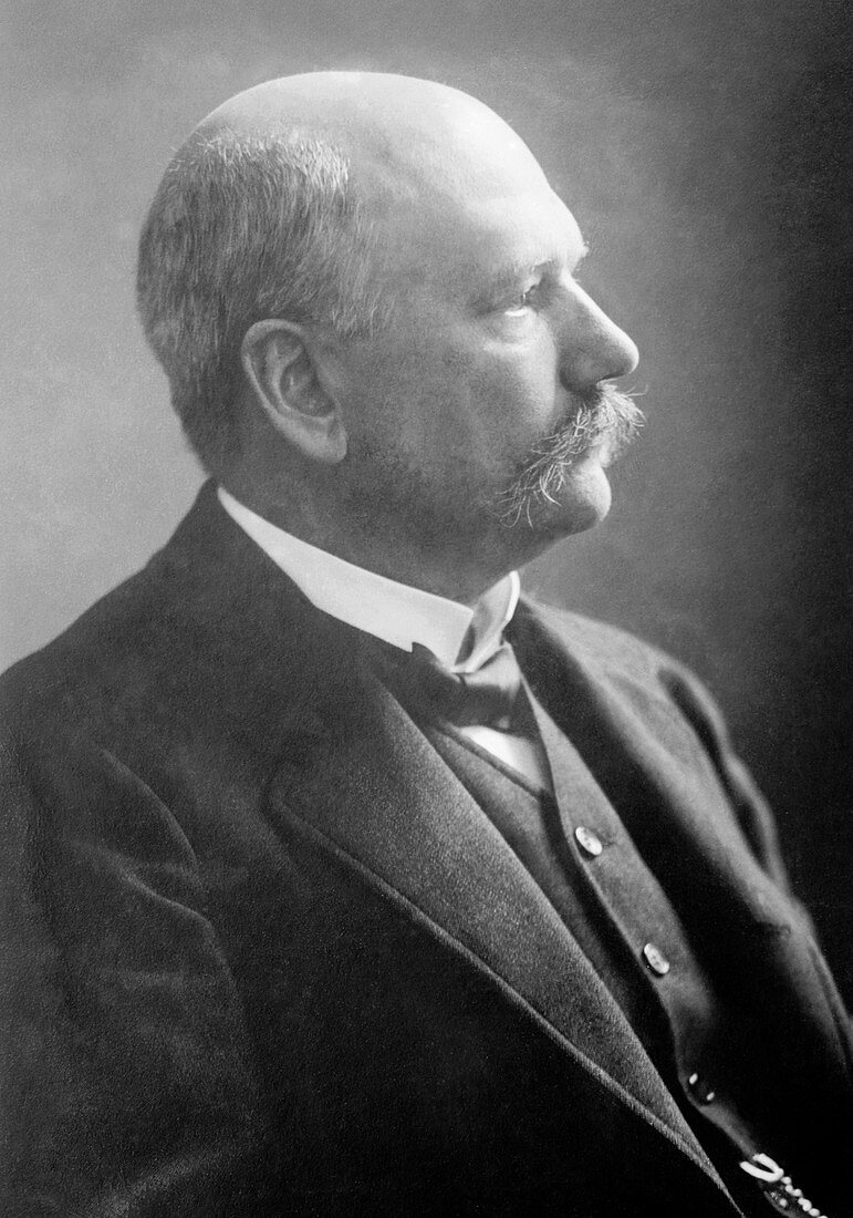 Albrecht Kossel,German physician