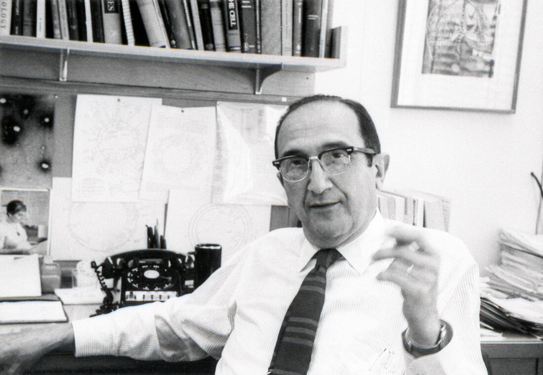 Salvador Luria,Italian-US microbiologist