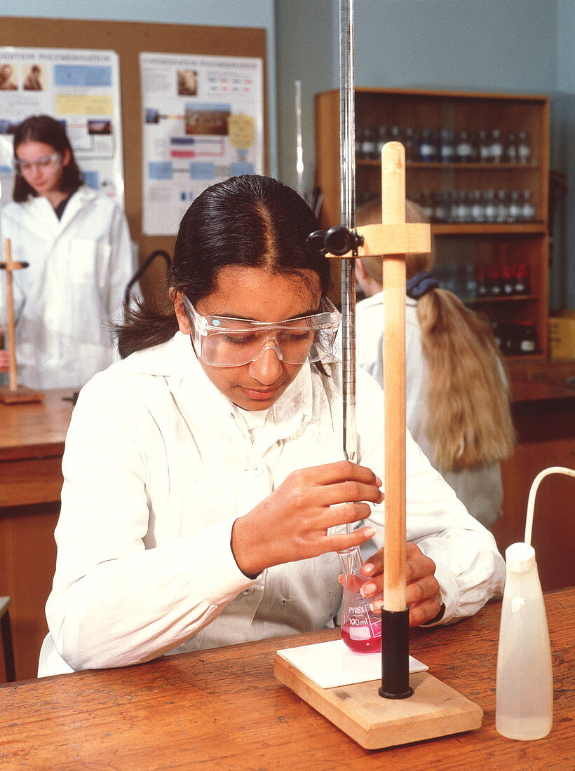 Pupil performing titration
