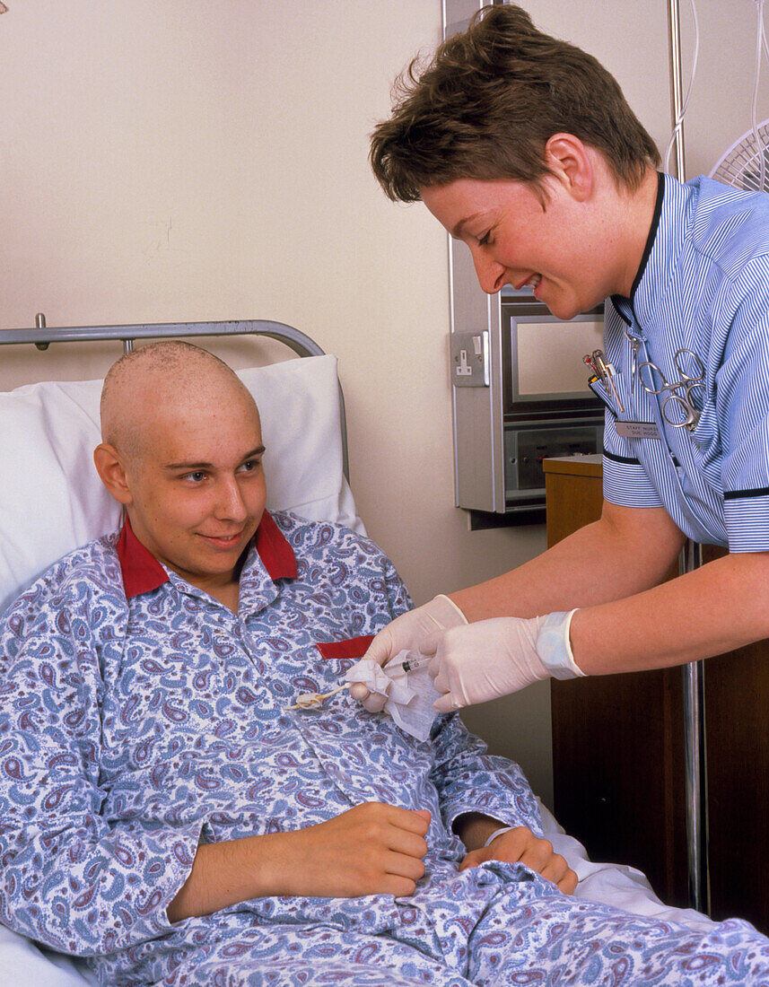 Use of a chest catheter in male cancer patient