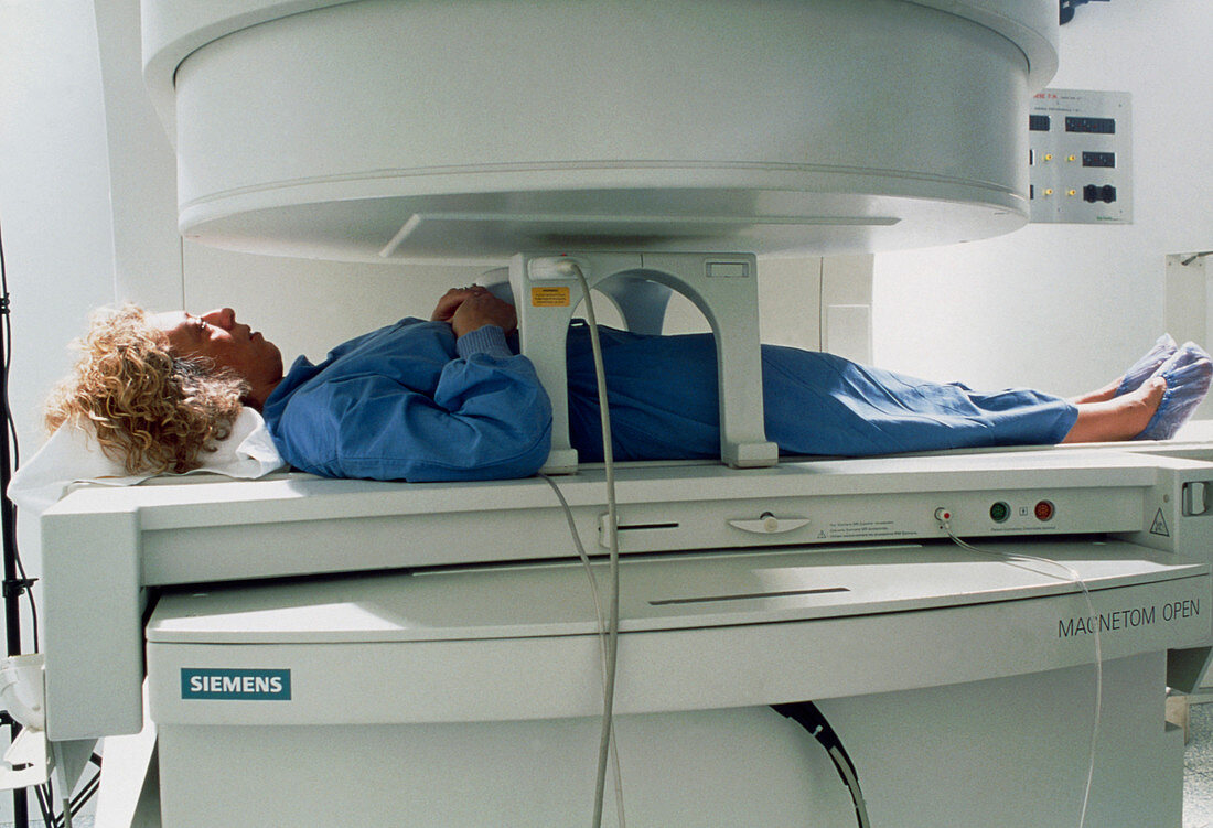 Open MRI scanner