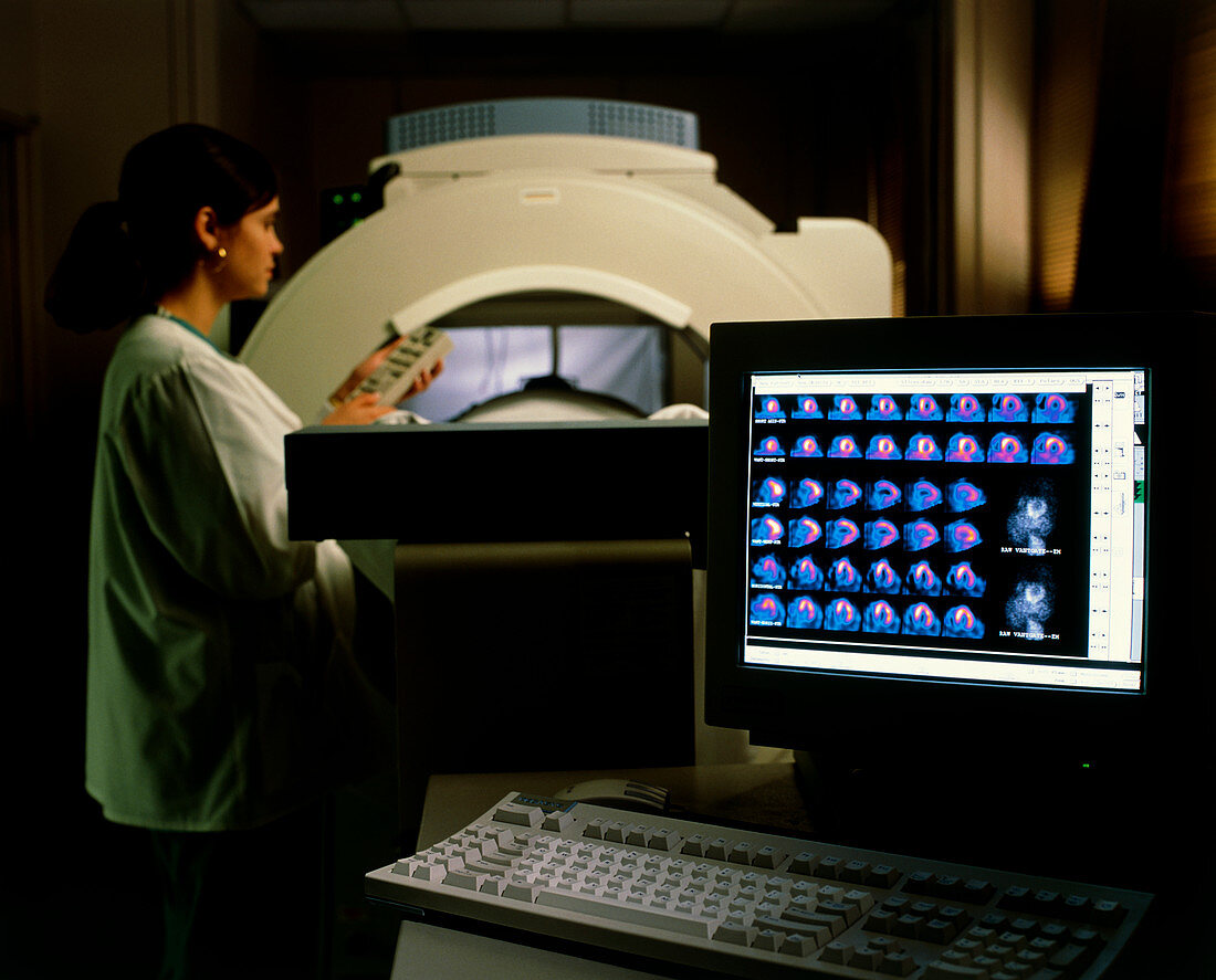 Gamma scanning of heart for AIDS drug evaluation