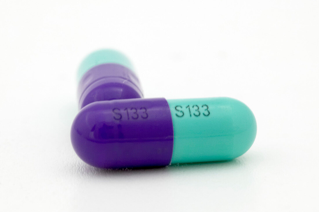 Trazodone anti-depressant drug capsules