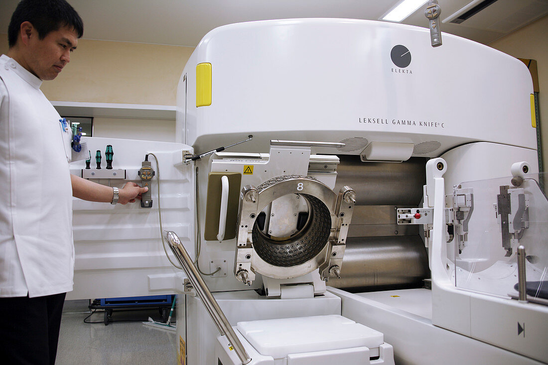 Gamma knife radiotherapy