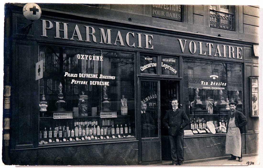 French pharmacy,1930