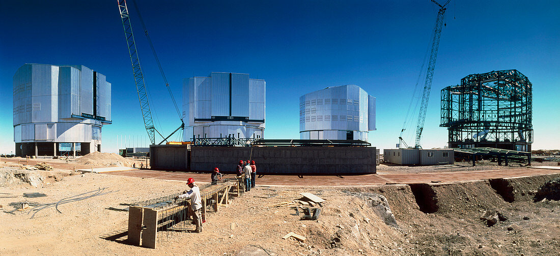 Very Large Telescope being built at Cerro Paranal