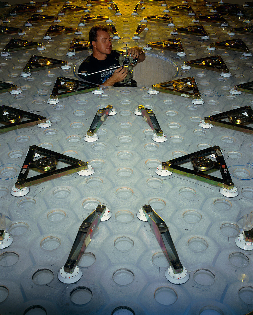 Making the 6.5-metre mirror for Magellan telescope