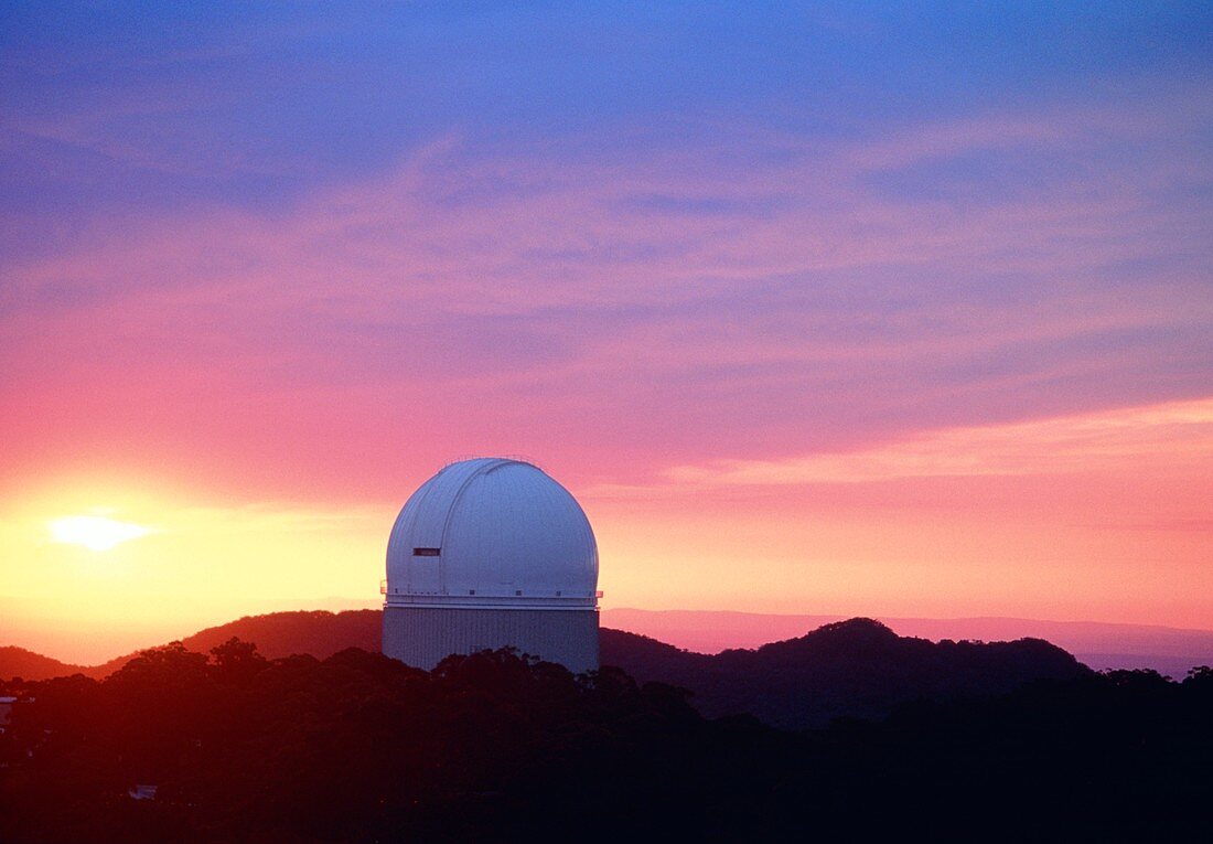 Sunset behind the Anglo-Australian Telescope