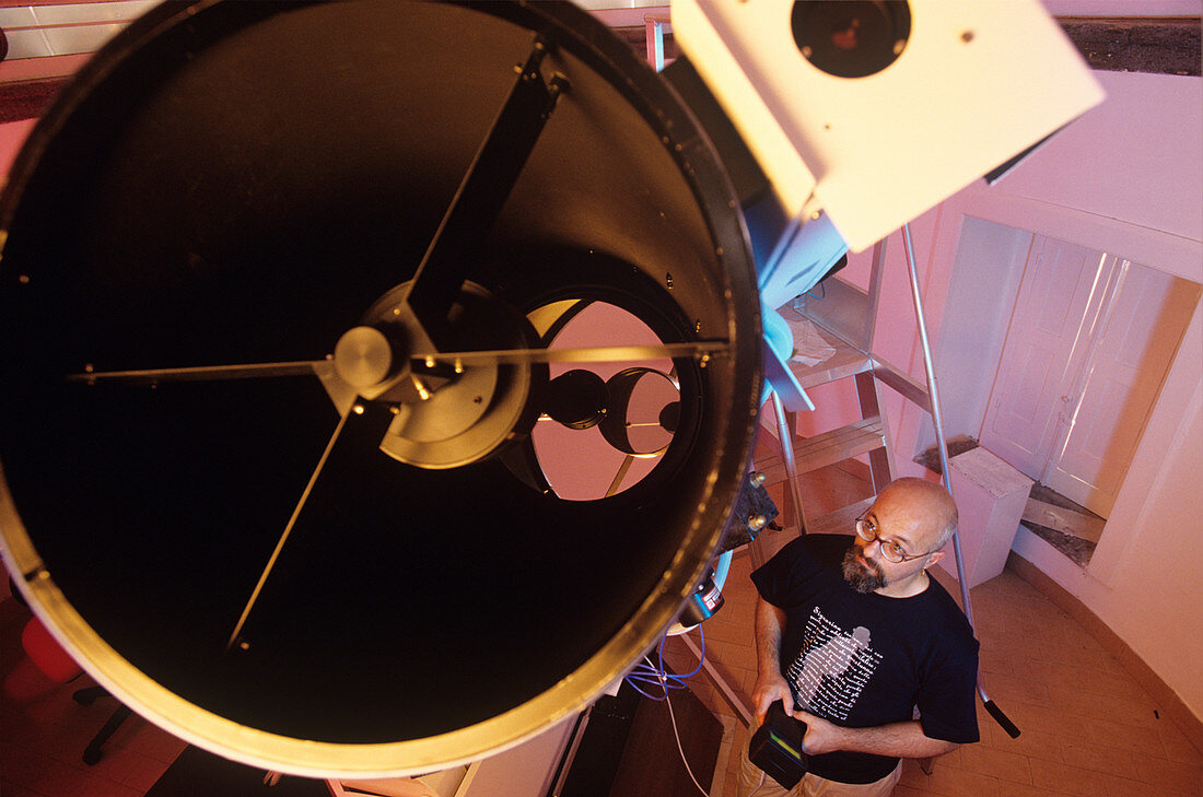 Optical telescope