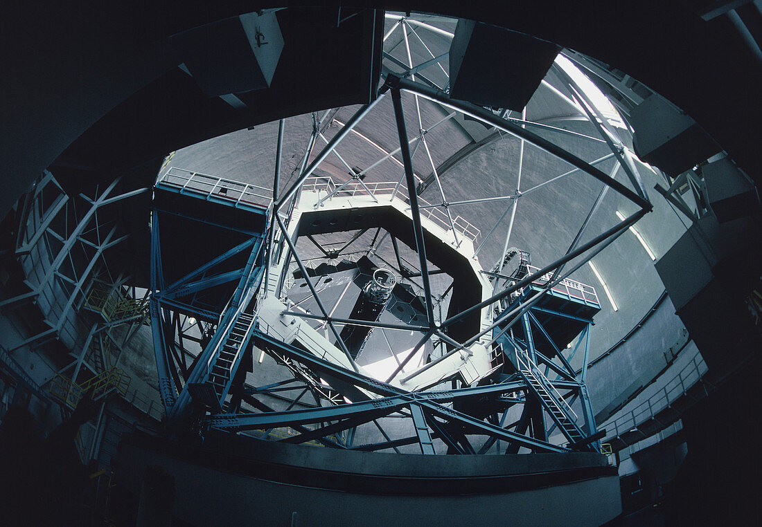 The primary mirror of the Keck Telescope