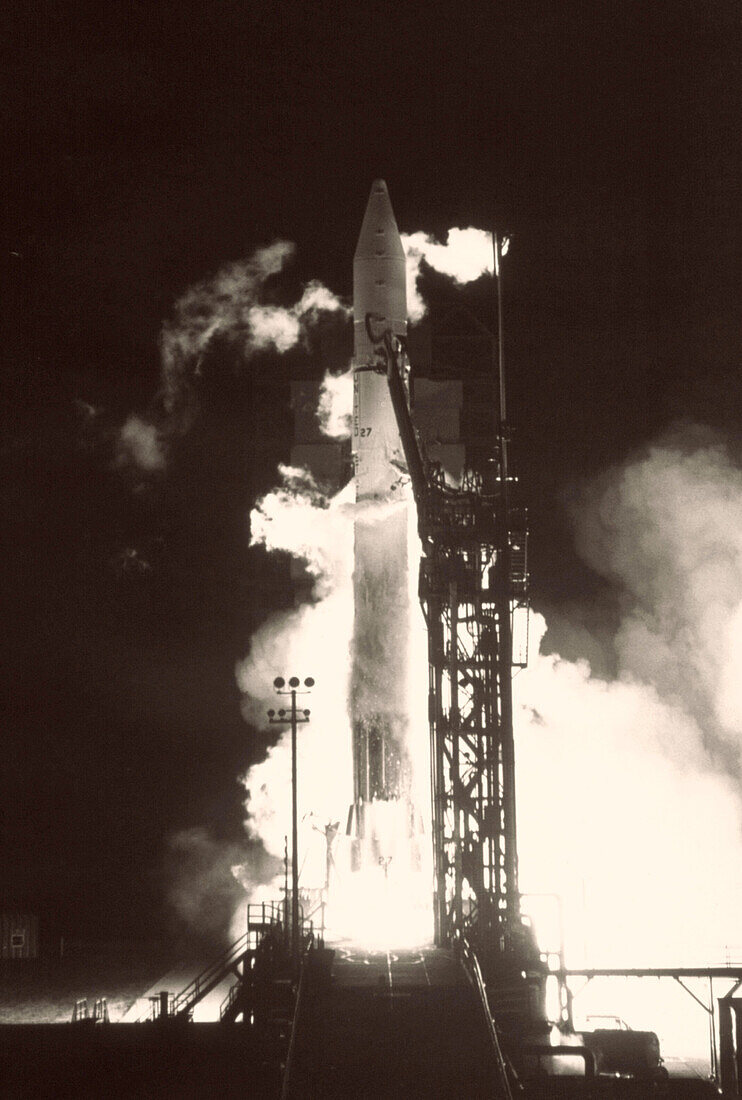 Launch of the Pioneer 10 spacecraft to Jupiter