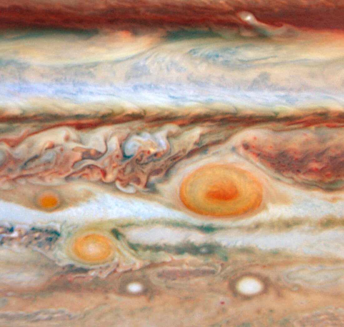 New red spot on Jupiter,HST image