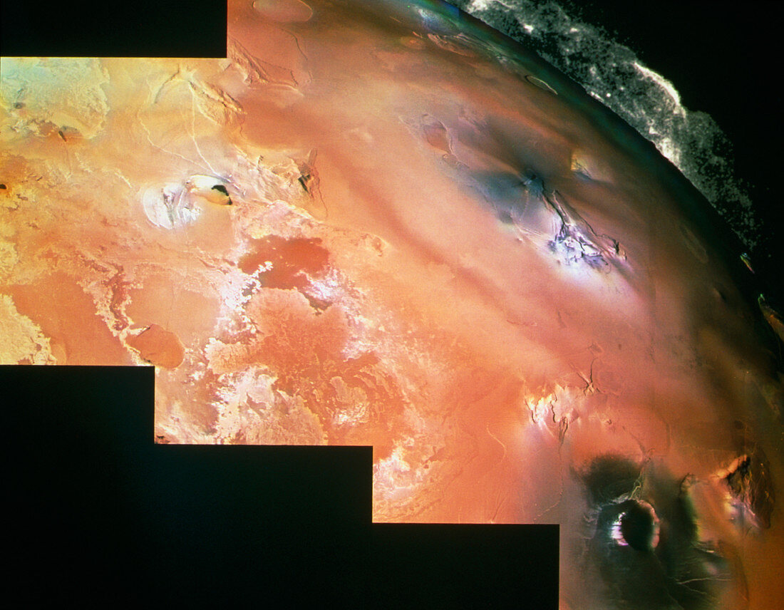 Voyager 1 image of eruption of Io's volcano,Pele