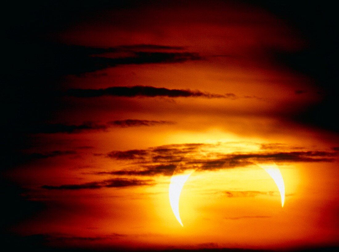 View of an annular eclipse occurred on 4/1/1992